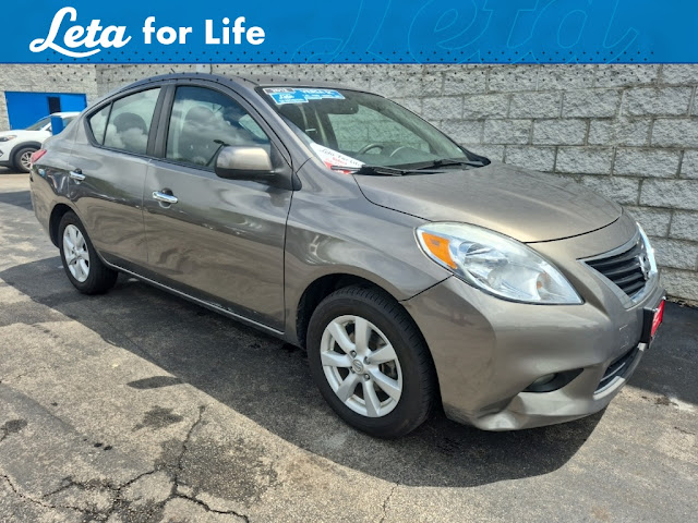 2012 Nissan Versa 1.6 SL