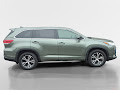 2017 Toyota Highlander LE