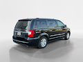 2016 Chrysler Town & Country Limited