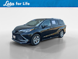 2023 Toyota Sienna Platinum