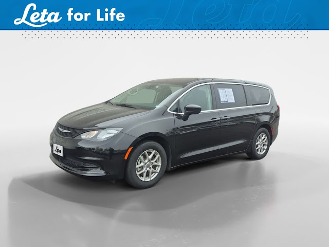 2024 Chrysler Voyager LX