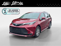 2025 Toyota Sienna LE